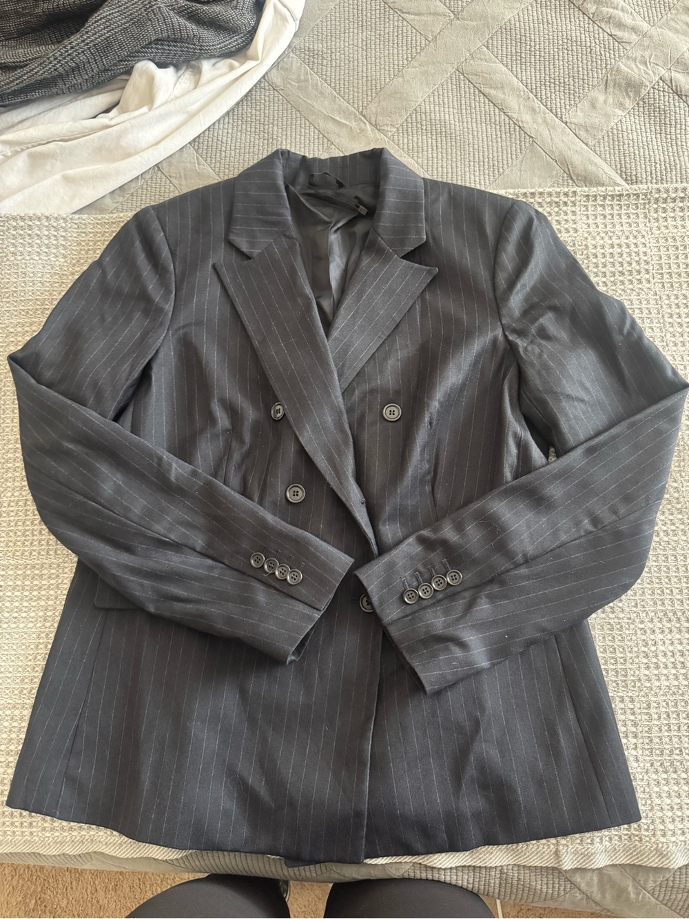 Classic Navy Pinstripe Double-Breasted Blazer Size EU 44